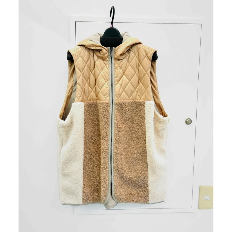 ⭐︎フード付きボアダウンキルティングベスト⭐︎ ⭐︎フード付きボアダウンキルティングベスト⭐︎