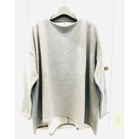 ＲＯＳＩＥＲ　  裾広がり裾変形プルオーバー