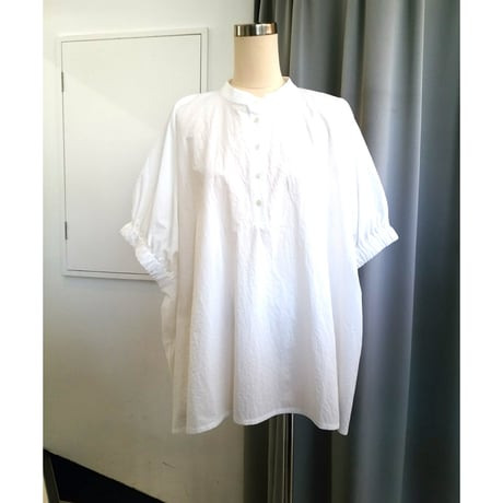 ＡＢＣＡ  ＢＬＡＮＣ    スタンドカラーボリュームコットンプルオーバー
