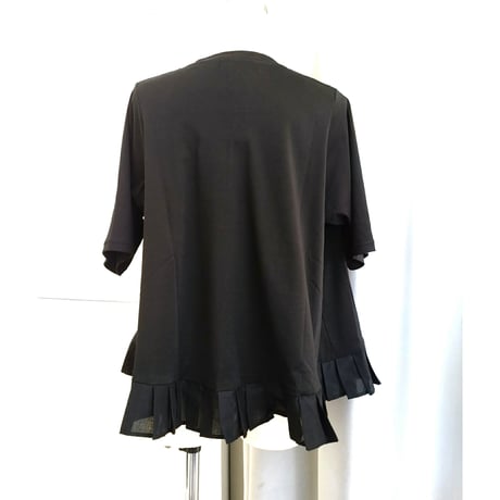デザイナーブランドｇｏｍｍｅ   裾タックボリュームＴシャツ