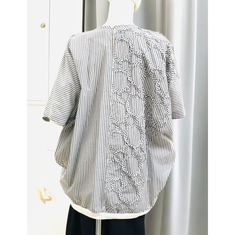 デザイナーズブランドｇｏｍｍｅ　ドットコート刺繍ドルマンブラウス
