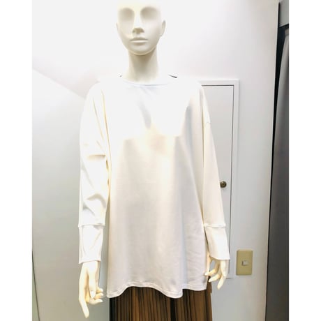 ＲＯＳＩＥＲ　 袖フレアーチュニックプルオーバー