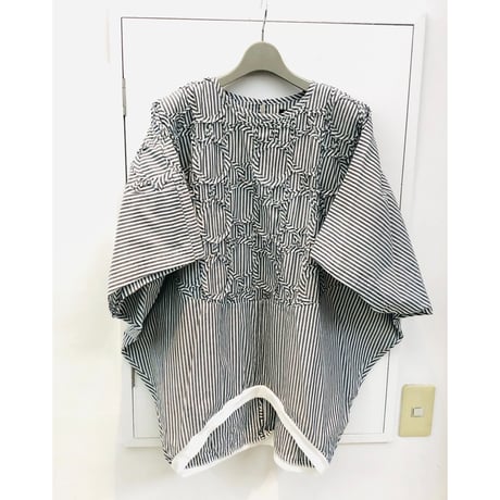 デザイナーズブランドｇｏｍｍｅ　ドットコート刺繍ドルマンブラウス