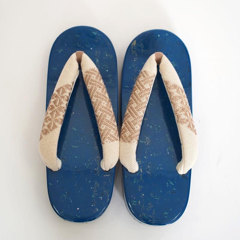 プレミアム下駄】Mサイズ（台）津軽塗ロイヤルブルー右近型×（鼻緒