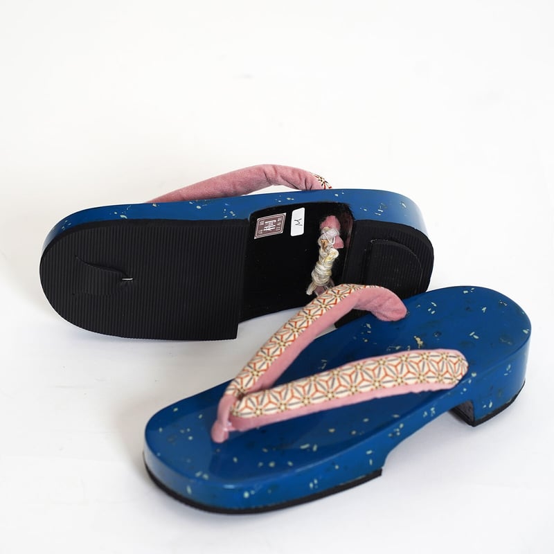 プレミアム下駄】Mサイズ（台）津軽塗ロイヤルブルー右近型×（鼻緒