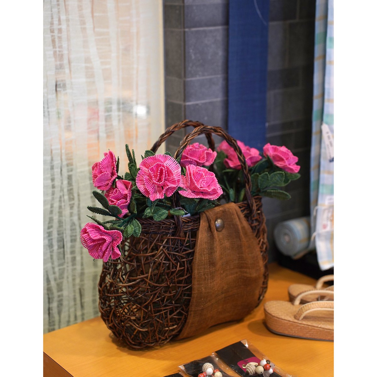 あけび籠バッグ（籐編み薔薇付き） | きもの後藤オンラインSHOP