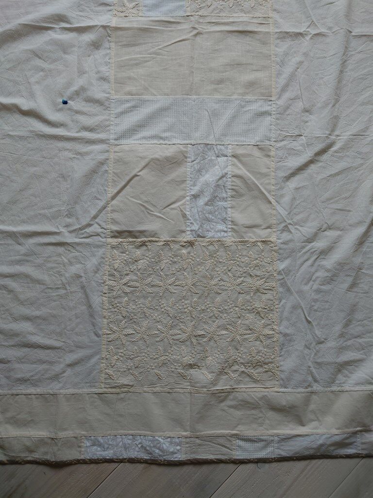 Wさんの白色パッチワーク「青いキューブ」 | design labo chica WEB SHOP