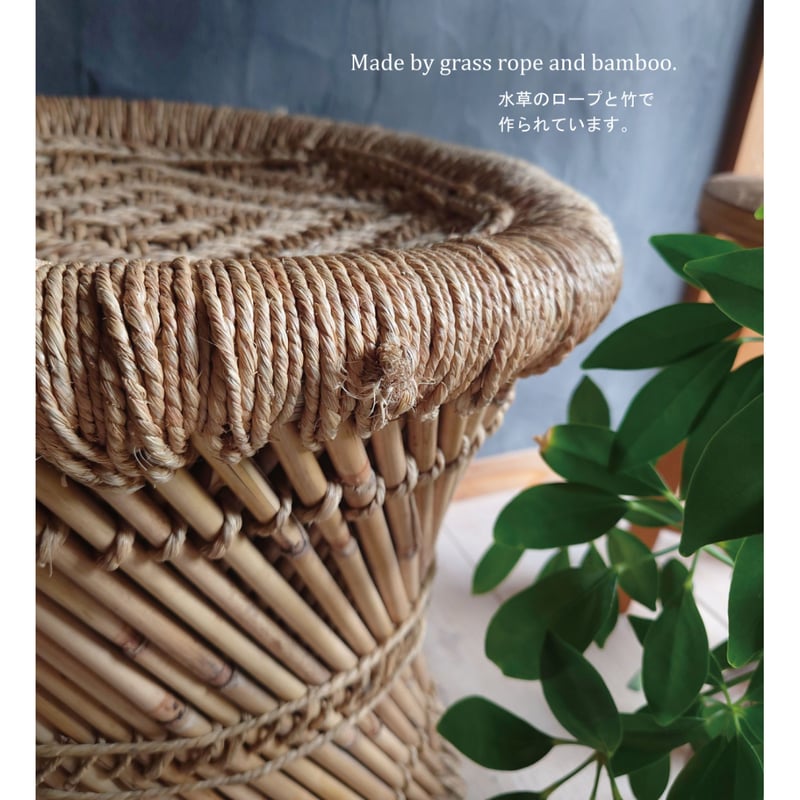 Qeeboo   頭蓋骨の形をした　スツール C286｜業務用家具の株式会社キノシタ