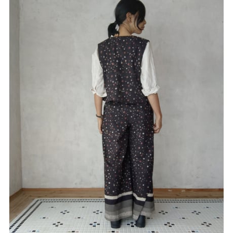 【星ヶ丘洋裁学校】Mami Tsuji Block print シーツ生地×「ベスト＋ワイドパンツ」セットアップ