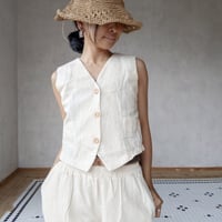 【Relaxing from Thailand】チェーン刺繍コットンベスト