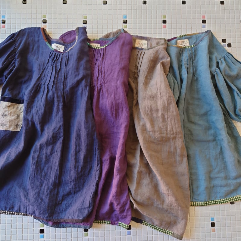 早川ユミ「フェミニズムワンピース・グレイッシュブルー」フリーサイズ