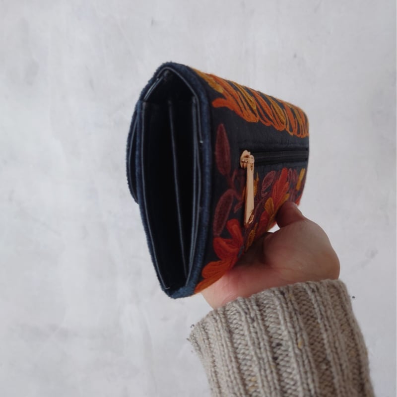 カシミールバザール】刺繍の長財布 | design labo chica WEB SHOP