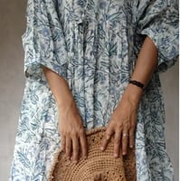 ブロックプリントワンピース2026「バルーンスリーブワンピース」サンガネールプリント・白地に水色と紫の花No.10