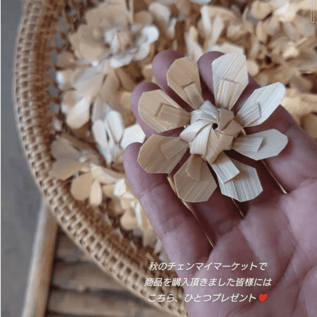 チェンマイマーケット2022年秋：手刺繍のおうまさん・黒