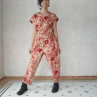 【星ヶ丘洋裁学校】Mami Tsuji Block print シーツ生地×「Vネックフレンチスリーブブラウス＋ツータックテーパードパンツ」 セットアップ