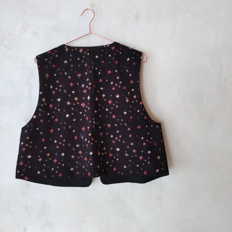 【星ヶ丘洋裁学校】Mami Tsuji Block print シーツ生地×「ベスト＋ワイドパンツ」セットアップ