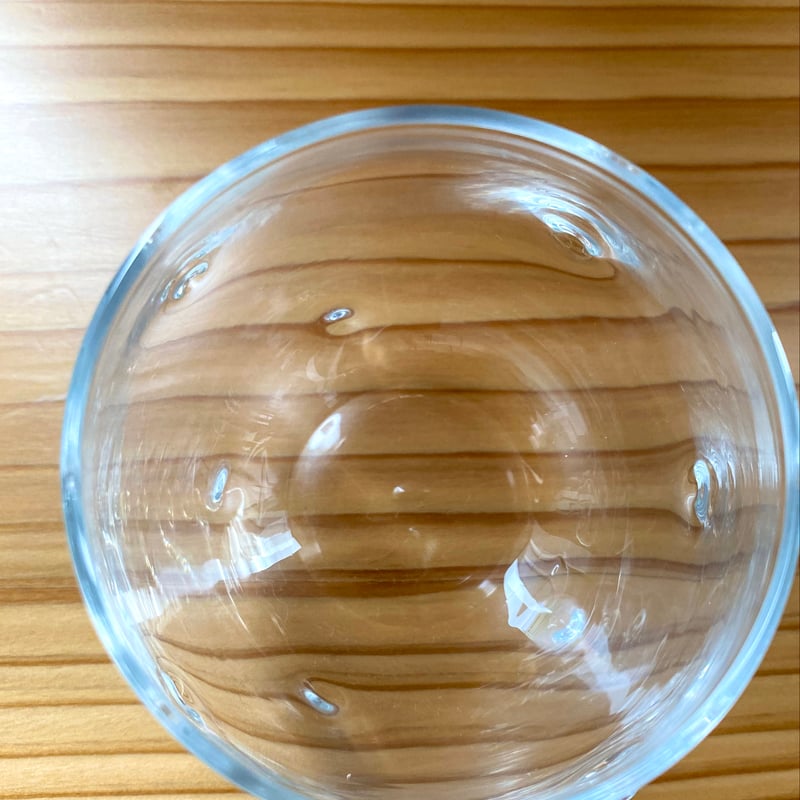 ガラス細工の葡萄のオブジェです 葡萄のランプ見てきた📸 撮影場所 : 箱根ガラスの森美術館