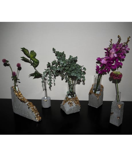 Moold × ACCA flower / Concrete flower vase
