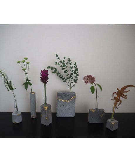 Moold × ACCA flower / Concrete flower vase