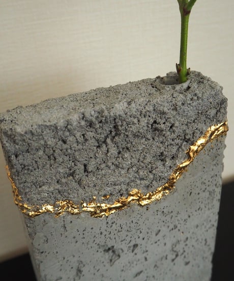 Moold × ACCA flower / Concrete flower vase