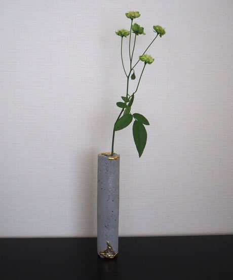 Moold × ACCA flower / Concrete flower vase
