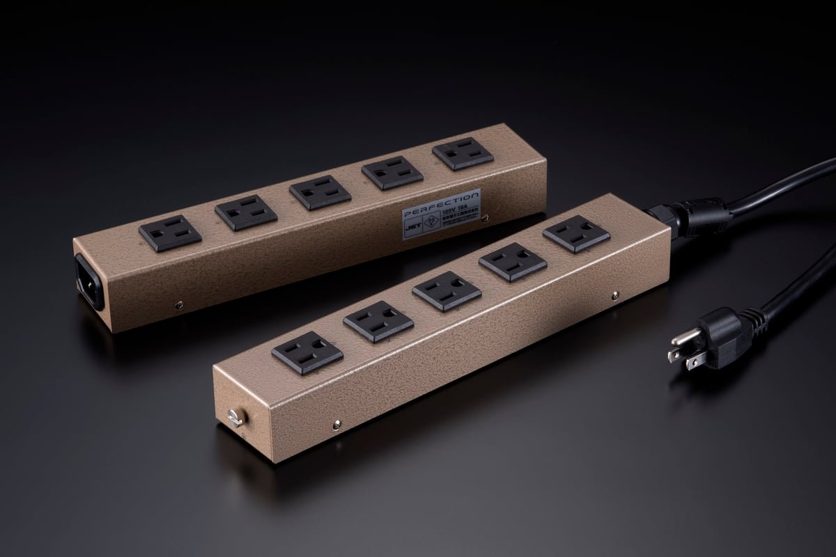 BELDEN ( ベルデン ) PS1850 電源タップ 【公式通販】