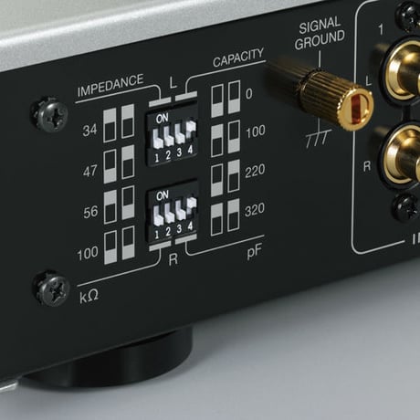 LUXMAN E-250