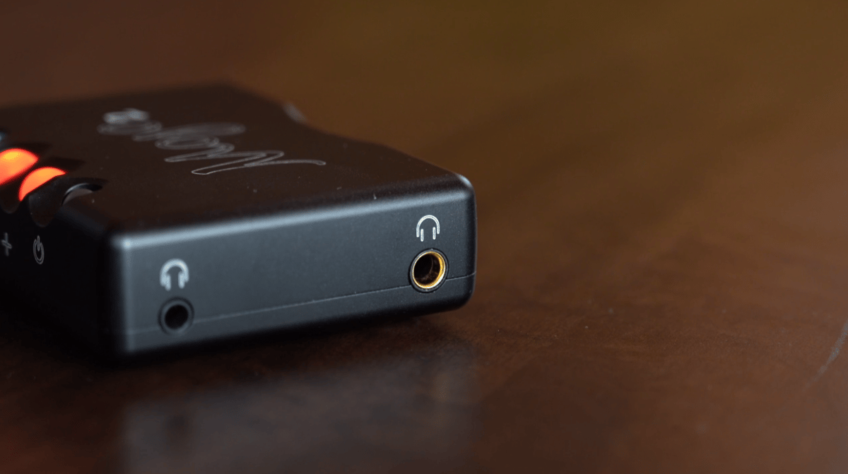 CHORD Mojo 2(4.4mm端子搭載モデル) Black | ソロットオーディオ専門店