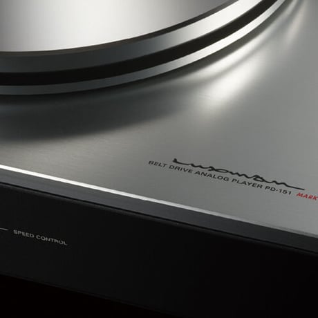 LUXMAN PD-151 MARK II ※ダストカバーのセットです。