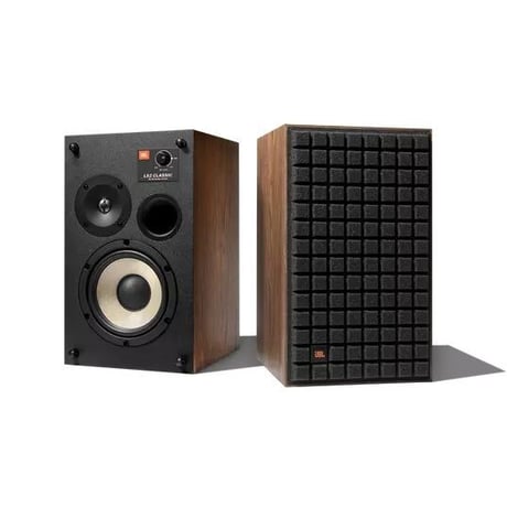 オールインワンMARANTZ M-CR612 とスピーカー JBL L52Classic のセットです。スピーカーケーブルをサービス中です。