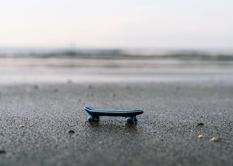 TALKY × SAZANAMI COFFEE SKATEBOARD CHOP STICK REST（2個セット）