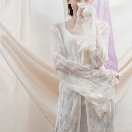 ［TPV］Hand-Lace Robe Cream