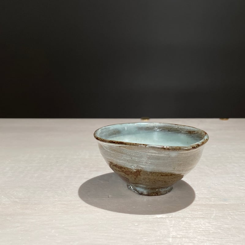 2508-8 鶏龍山刷毛目平盃 伊藤明美 | ryoisseki-online by うつわや涼一石