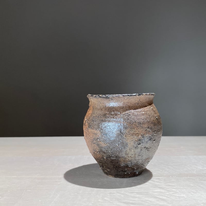 ⭐️九谷焼⭐️購入定価25万円以上⭐️飾り壺　木箱付②⭐️ 九谷焼 角福 酒器揃 吉田屋風 未使用 木箱付き 徳利 お猪口 盃
