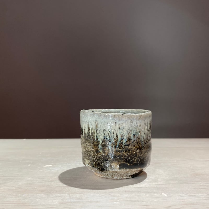 唐津　ぐい呑み　ルーク 48 朝鮮唐津ぐい呑 田中孝太 | ryoisseki-online by うつわや涼一石