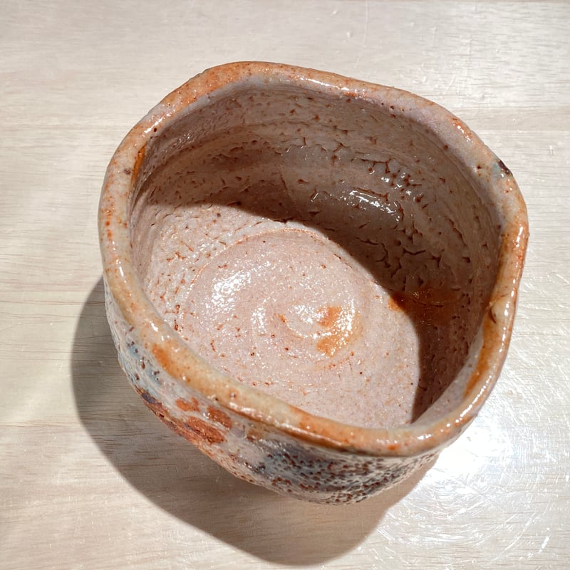 2504-1 志野茶盌 關 共歩 | ryoisseki-online by うつわや涼一石