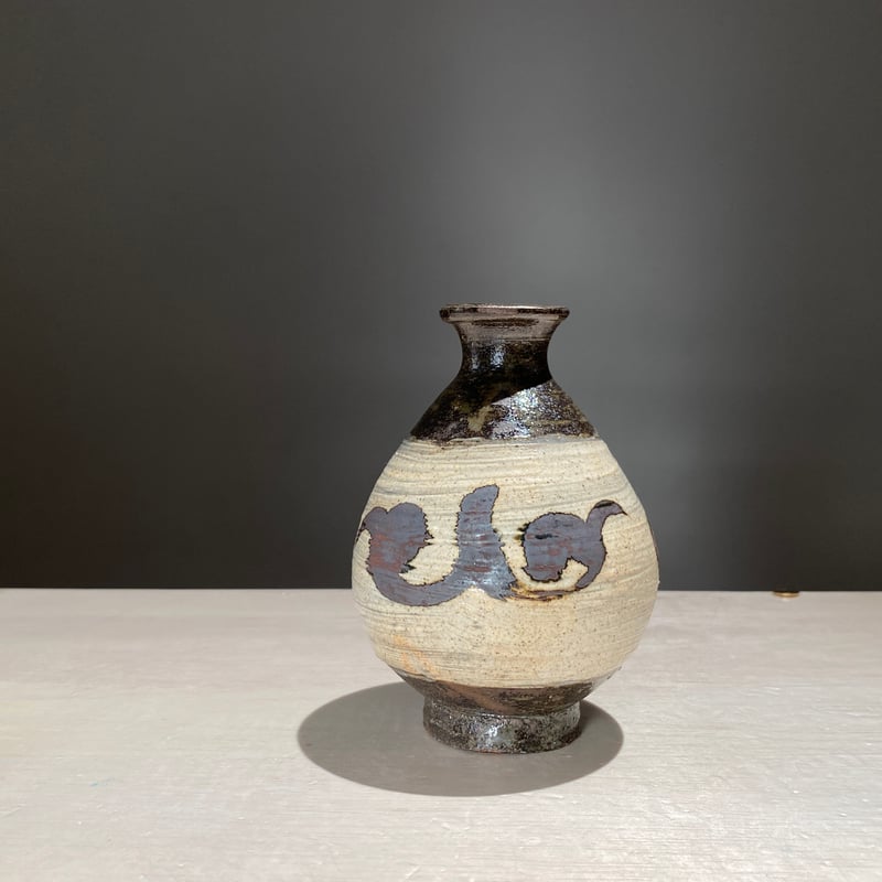 2508-2 鶏龍山絵刷毛目徳利 伊藤明美 | ryoisseki-online by うつわ