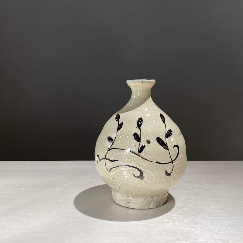 白粉引き手作り徳利（縦長） 白粉引き手作り徳利（縦長）