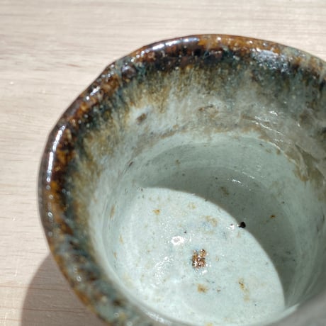 08-13　小峠土朝鮮唐津ぐい呑　水谷渉
