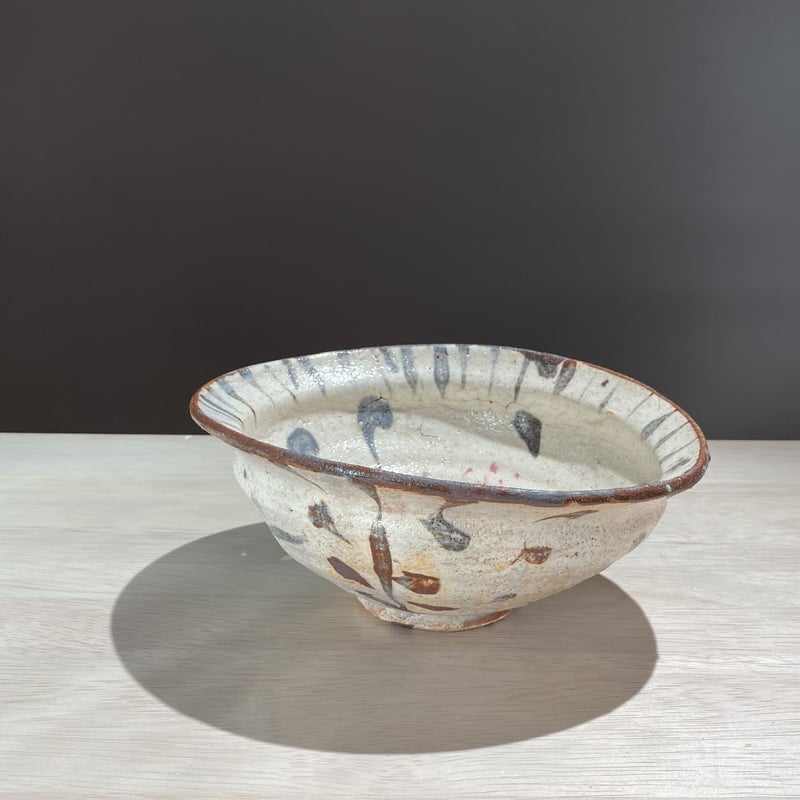 絵志野鉢　16.6×15.3センチ 絵志野鉢 16.6×15.3センチ