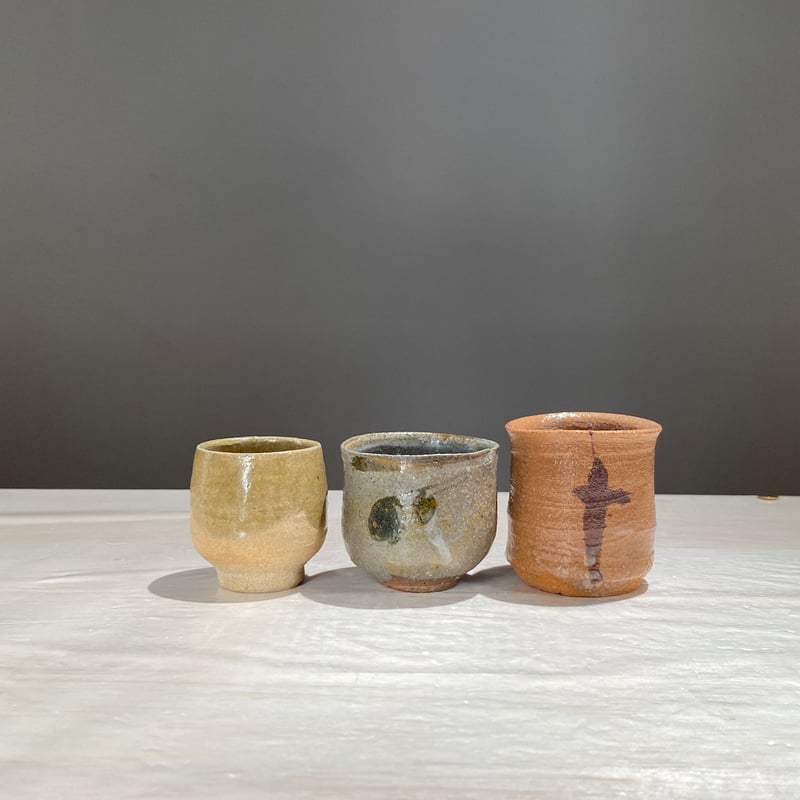 2508-2 青唐津ぐい呑 岸田匡啓 | ryoisseki-online by うつわや涼一石