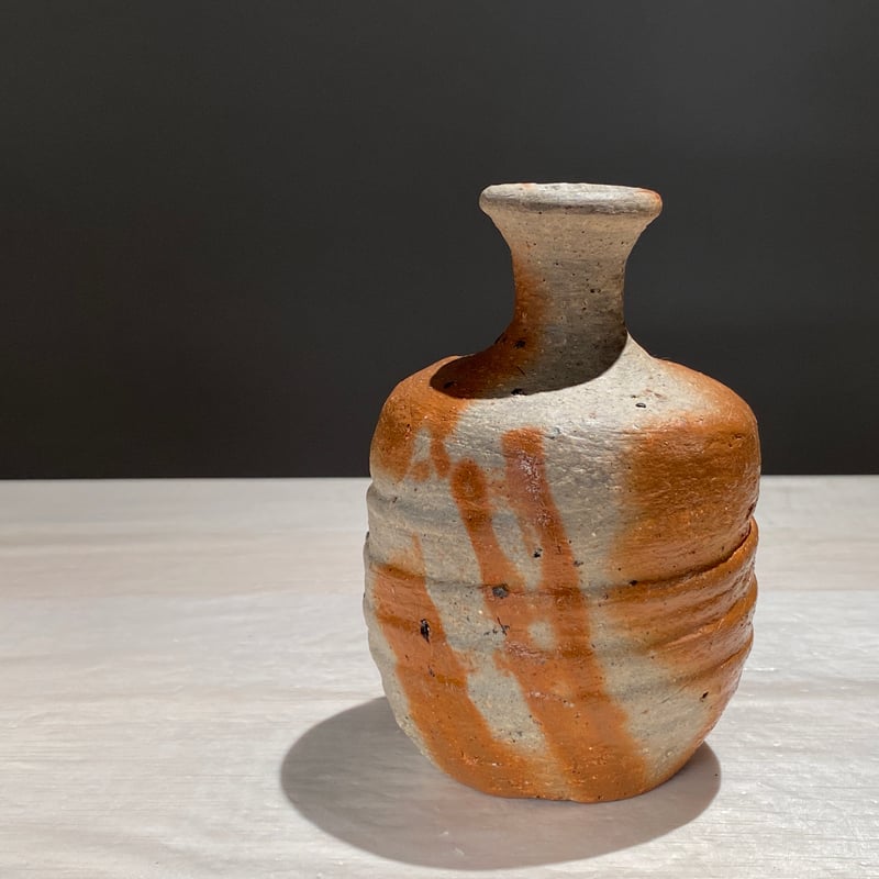 備前緋襷徳利 金重素山 作 「備前緋襷徳利」 ～備前焼専門卸小売店