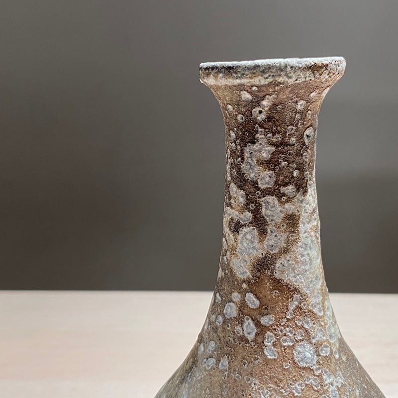 デレック・ラーセン　信楽焼徳利 デレック・ラーセン 信楽焼徳利 【公式通販】