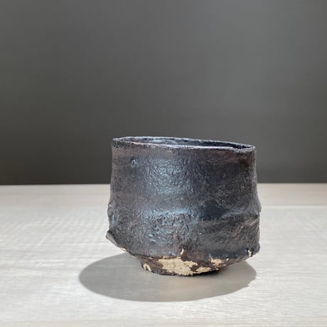 水谷渉　天草石白楽ぐい呑　唐津　楽　酒器　ぐい呑　盃　酒碗　新品未使用　本物保証 2501-1 飯洞甕土朝鮮唐津ぐい呑 水谷渉 | ryoisseki-online by うつ