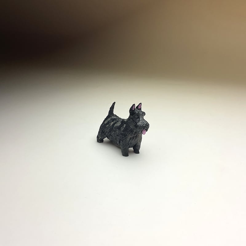 ミニチュア犬フィギュア スコティッシュテリア ブリンドル 樹脂製 犬