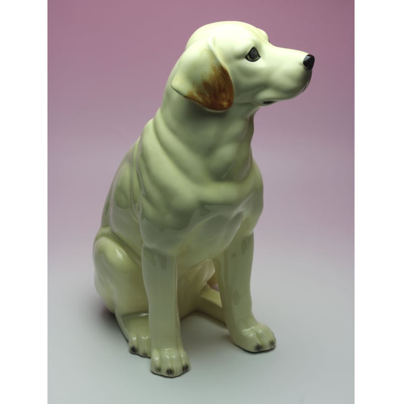 陶器犬置物 イエロー・ラブラドルレトリバー おすわり 大 | Haniibaaz