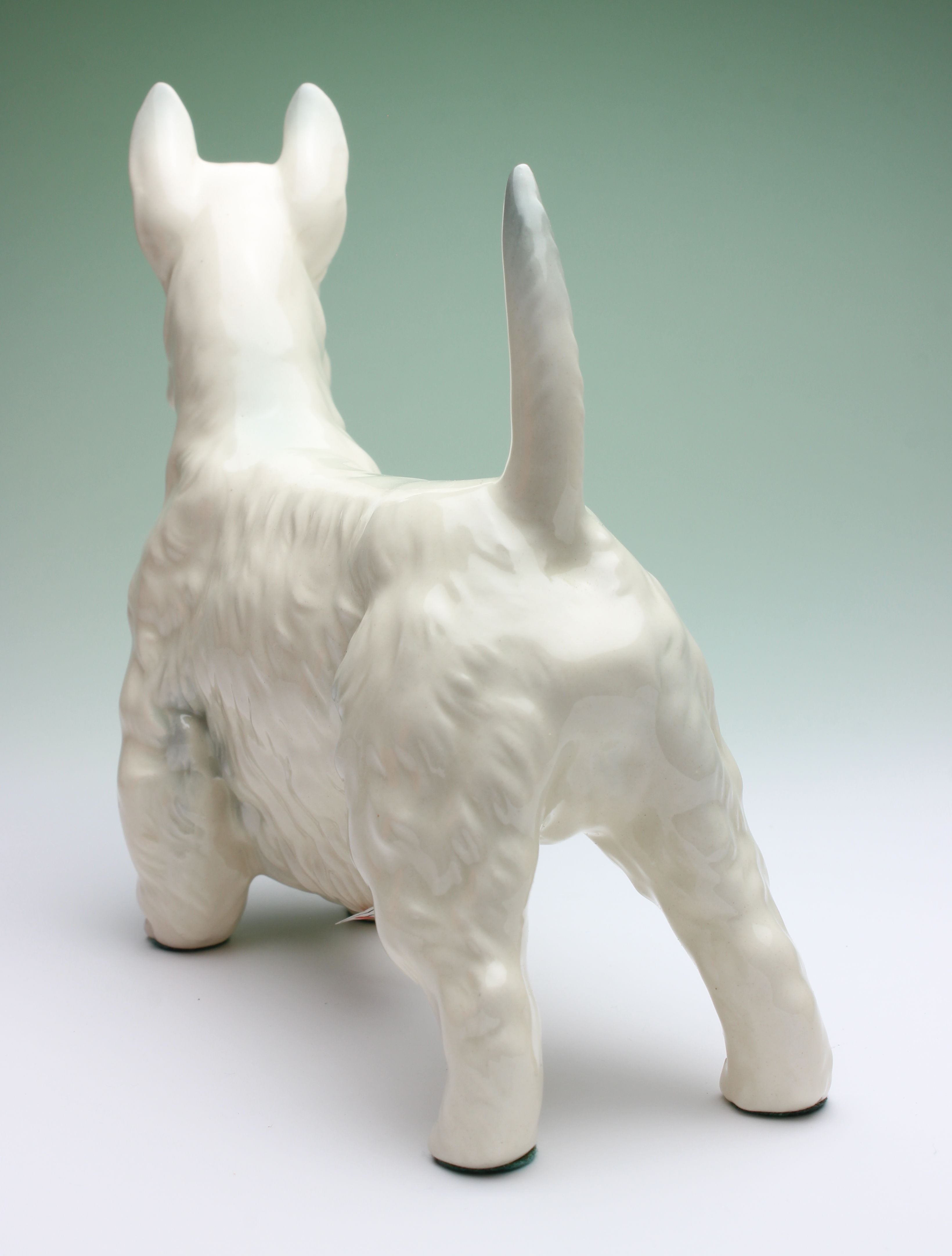 陶器犬置物 スコティッシュテリア 白 小 | Haniibaaz
