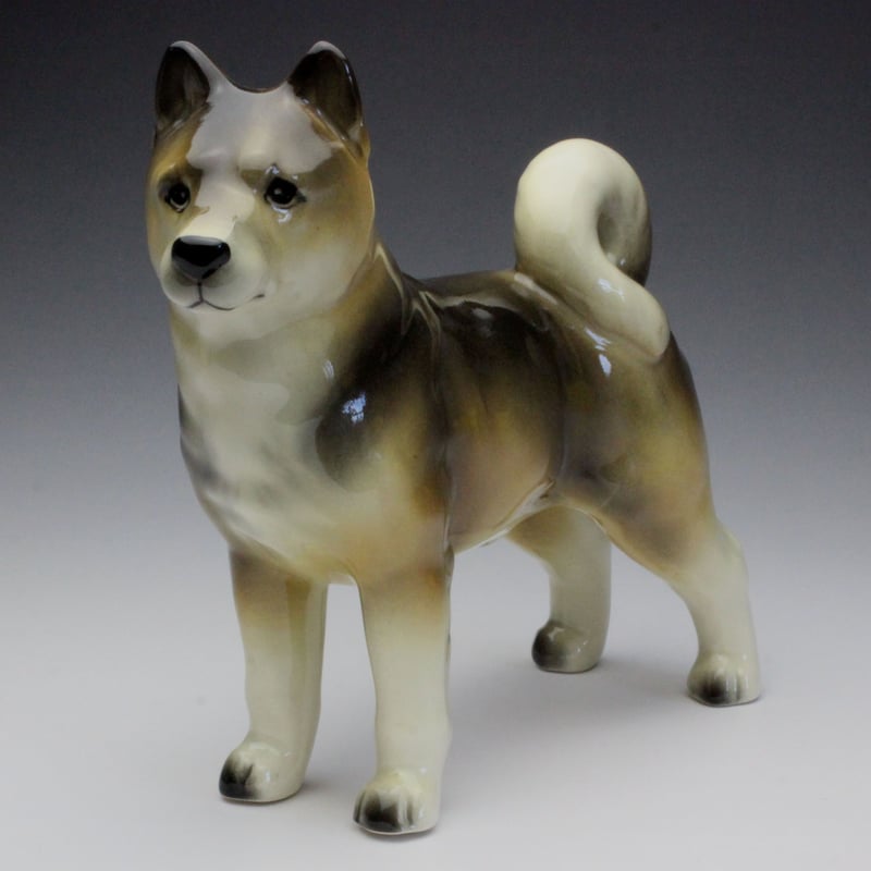 陶器犬置物 柴犬 ゴマ 小 立ち姿 | Haniibaaz