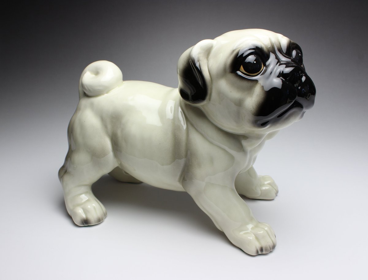 陶器犬置物 パグ パピー(仔犬) シルバーフォーン | Haniibaaz 陶器犬置物 パグ パピー(仔犬) シルバーフォーン | Haniibaaz