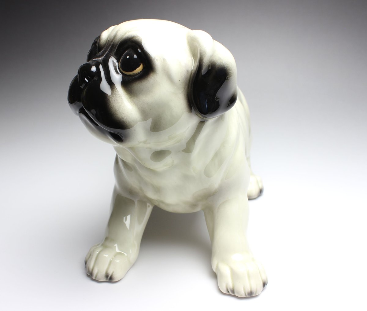 陶器犬置物 パグ パピー(仔犬) シルバーフォーン | Haniibaaz